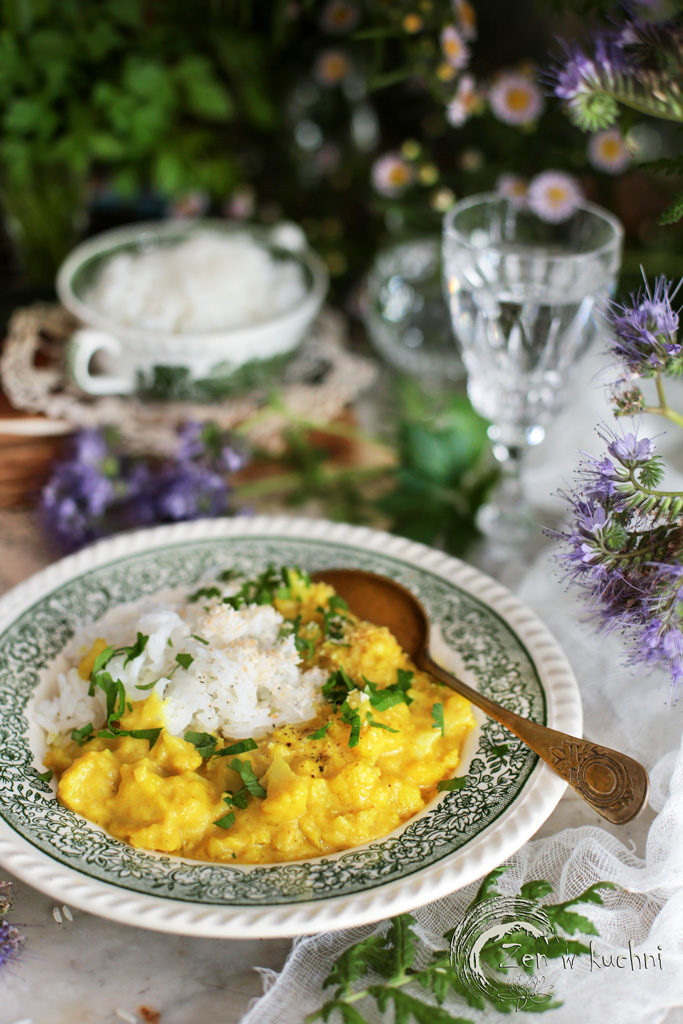 curry z kalafiora z ryżem