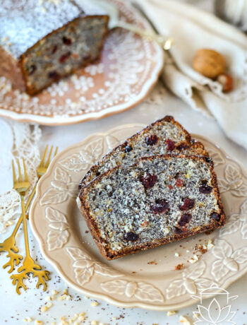 Proste i efektowne ciasto z makiem i żurawiną – idealne na święta i spotkania przy kawie. Sprawdź przepis, który zachwyci smakiem i wyglądem!